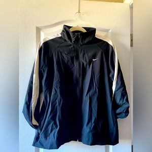 ⭐️Make an Offer⭐️ Woman's Black & White Nike Jacket - Size: Large